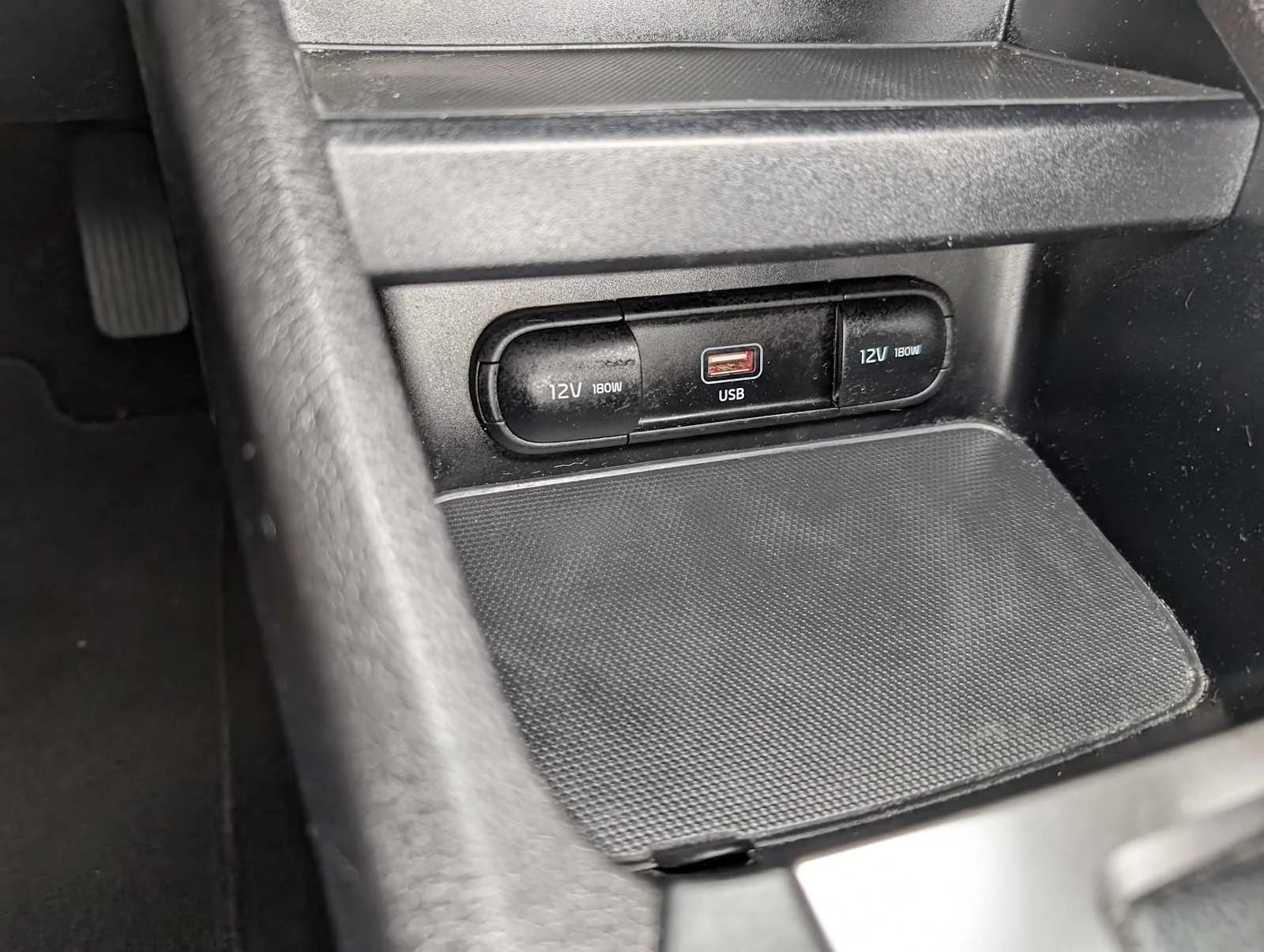 Used 2023 Gravity Gray Kia LXS image 28