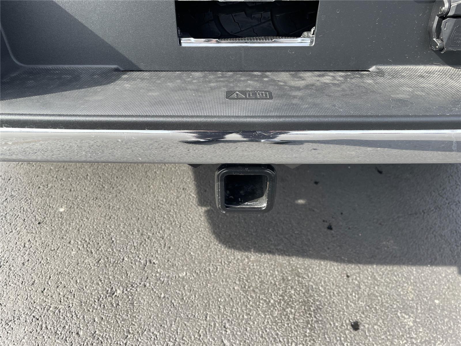 New 2026 Agate Black Metallic Ford XLT image 34