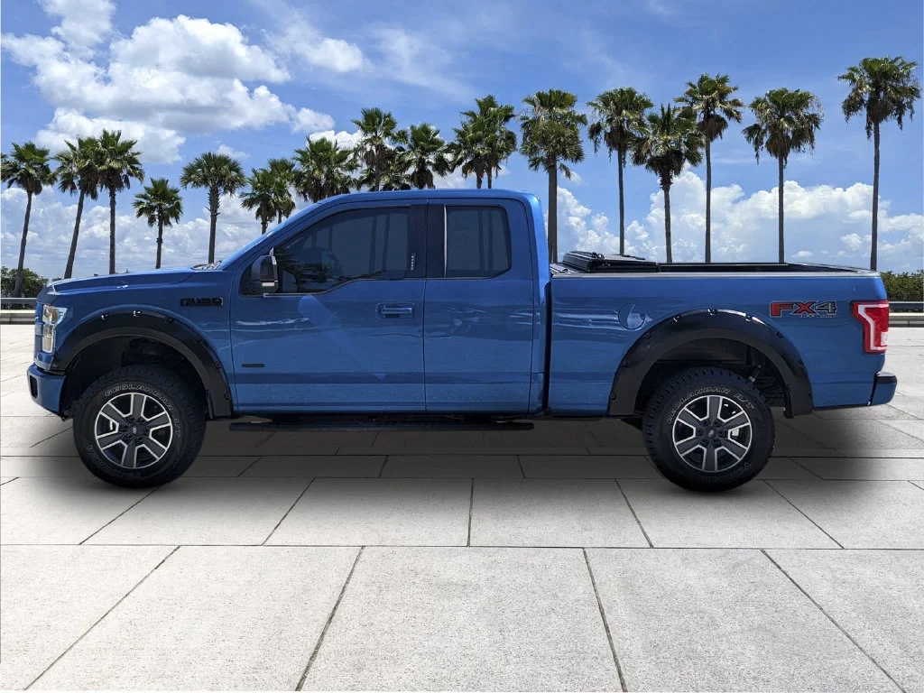 Used 2016 Blue Flame Metallic Ford XLT image 6