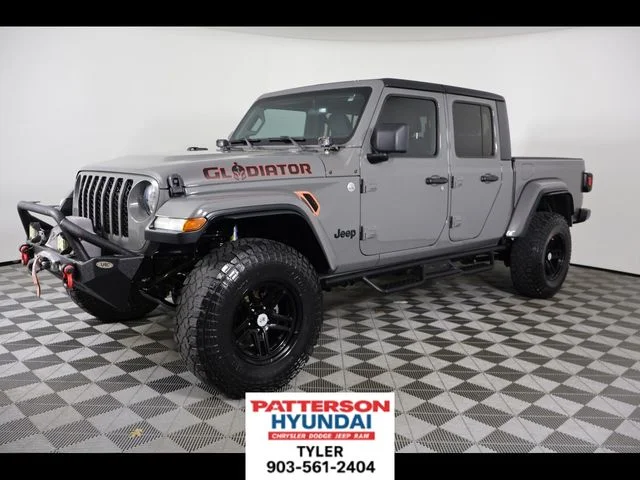 2021 Jeep Gladiator Sport S's photo