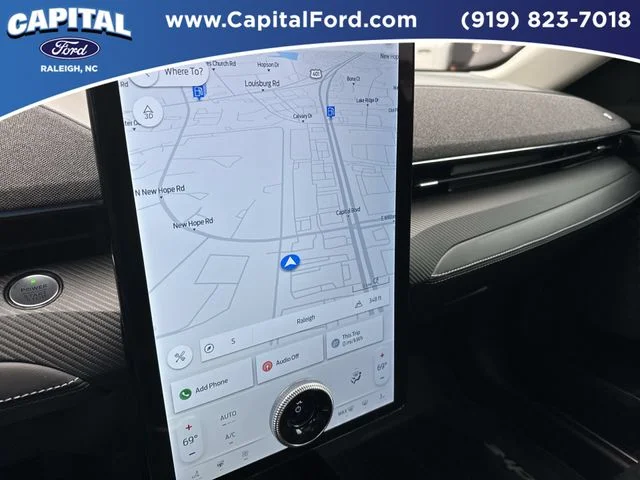 Used 2023 White Ford Premium image 27