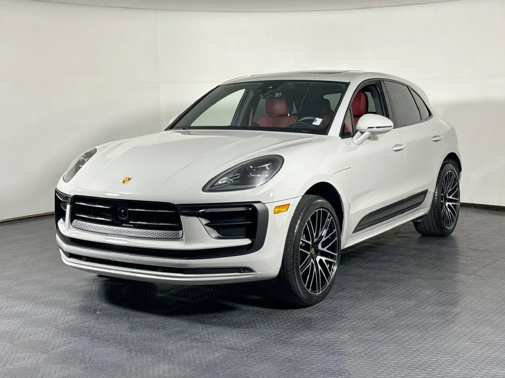 2026 Porsche Macan