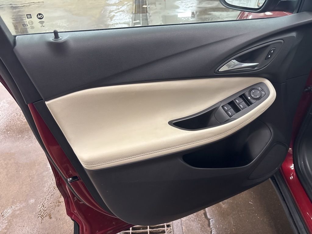 Used 2024 Red Buick Preferred image 17