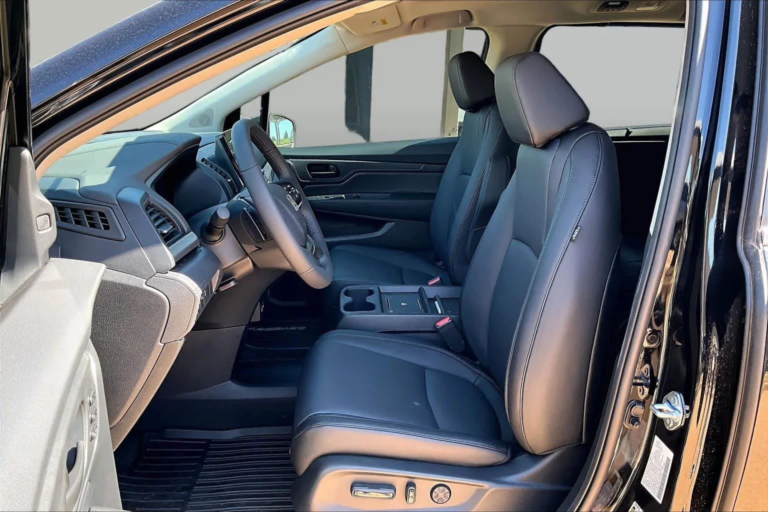 2026 Honda Odyssey EX-L - Photo 10