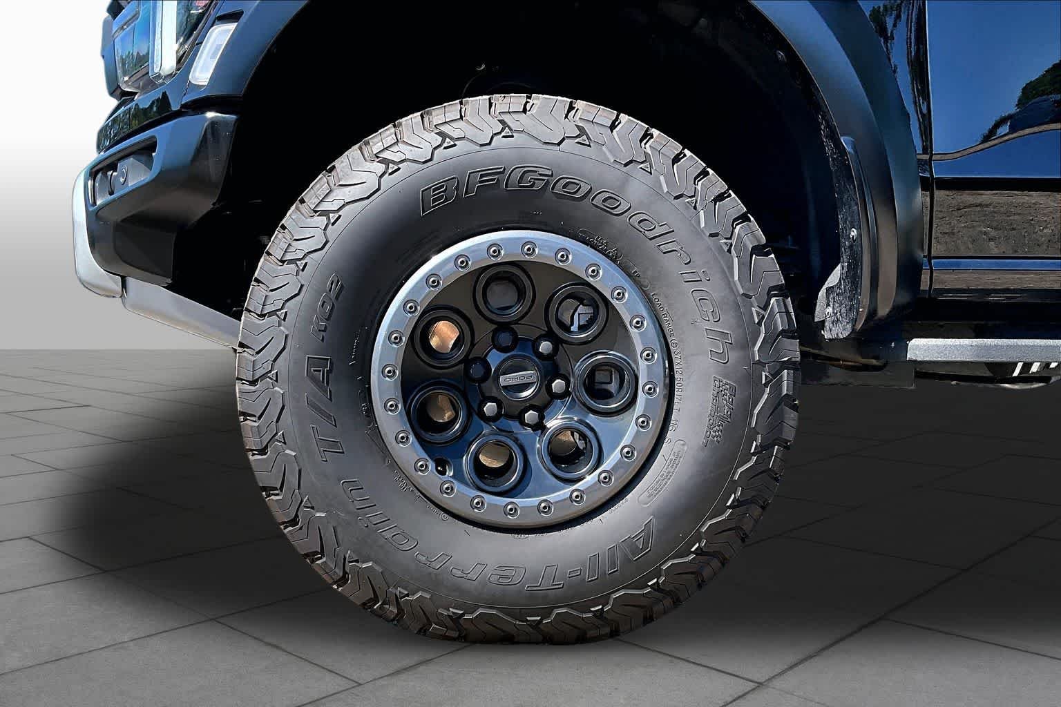 Used 2025 Agate Black Ford Raptor image 11