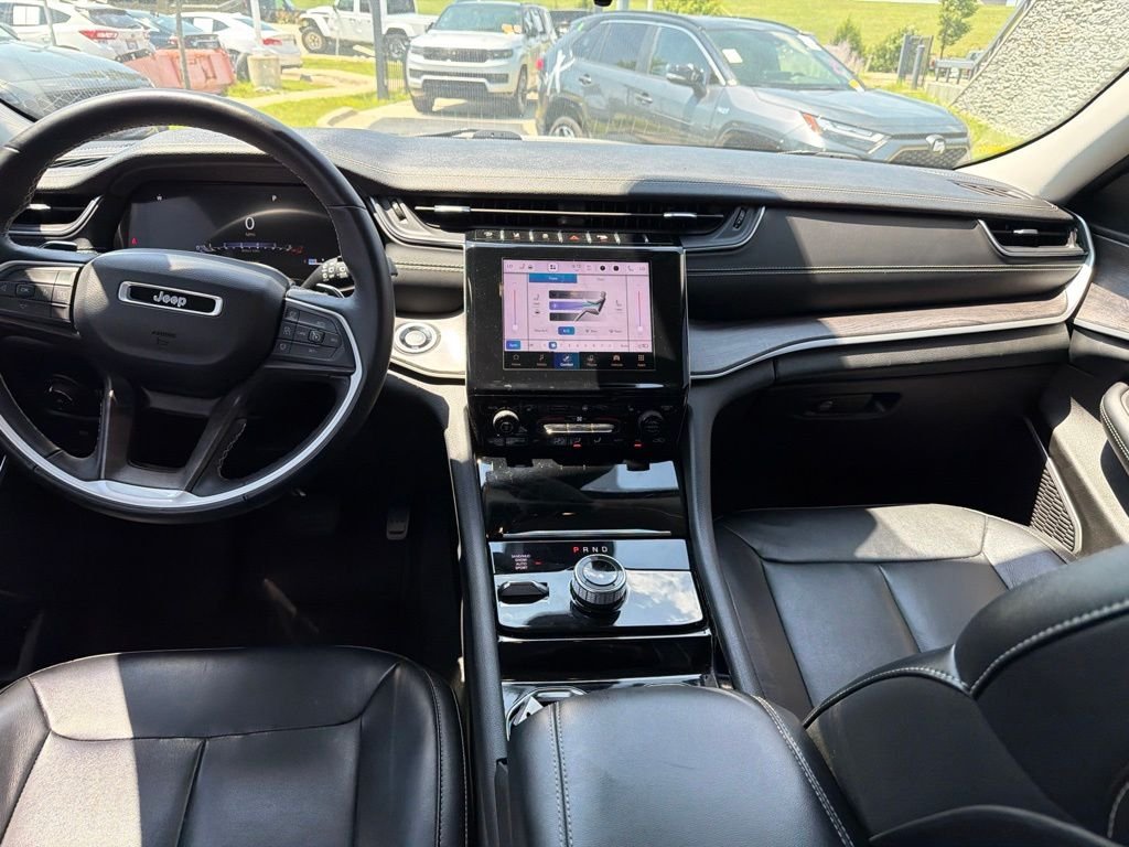 Used 2022 White Jeep Limited image 13