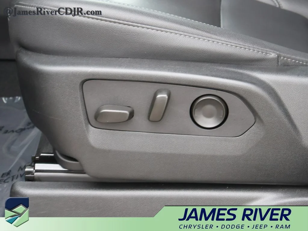 Used 2024 Blue Chevrolet LT image 25