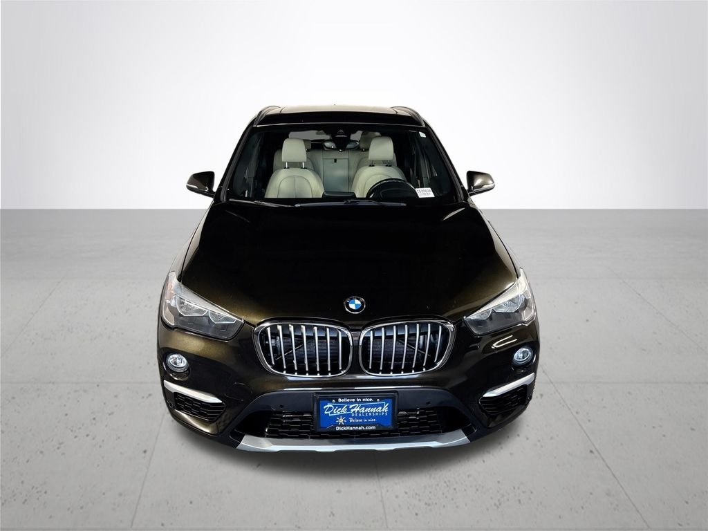 Used 2019 Green BMW xDrive28i image 3
