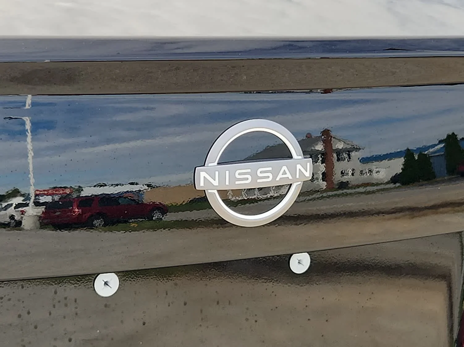 Used 2025 Super Black Nissan SV image 15