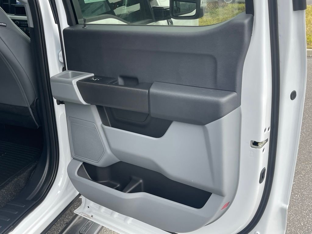 New 2026 Oxford White Ford F-350® XL image 20