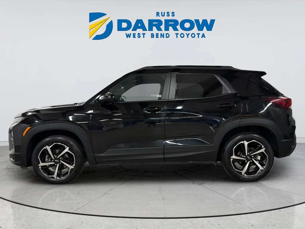 Used 2022 Black Chevrolet RS image 2