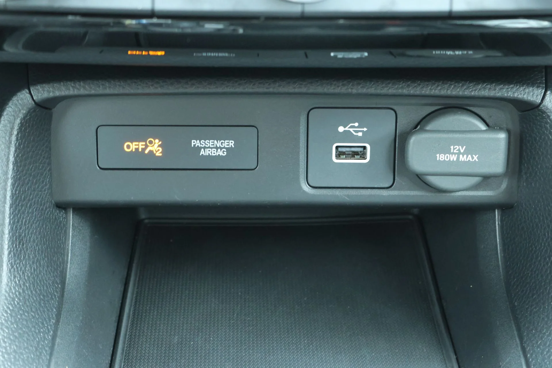 Used 2024  Honda Sport image 17