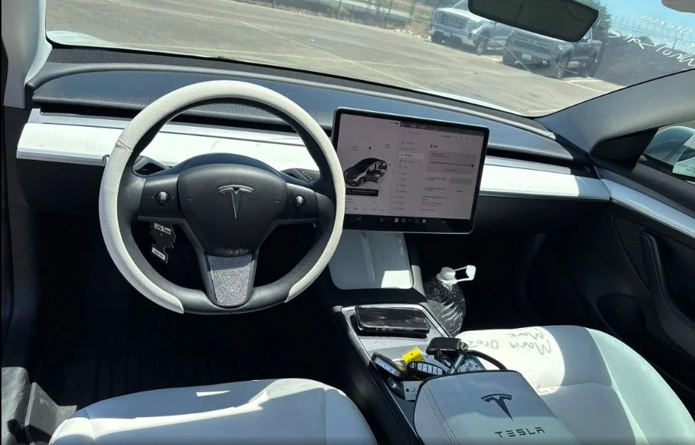 Used 2023 White Tesla Base image 5