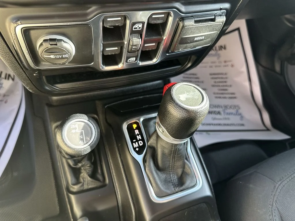 Used 2022 Gray Jeep Unlimited Sport Altitude image 20