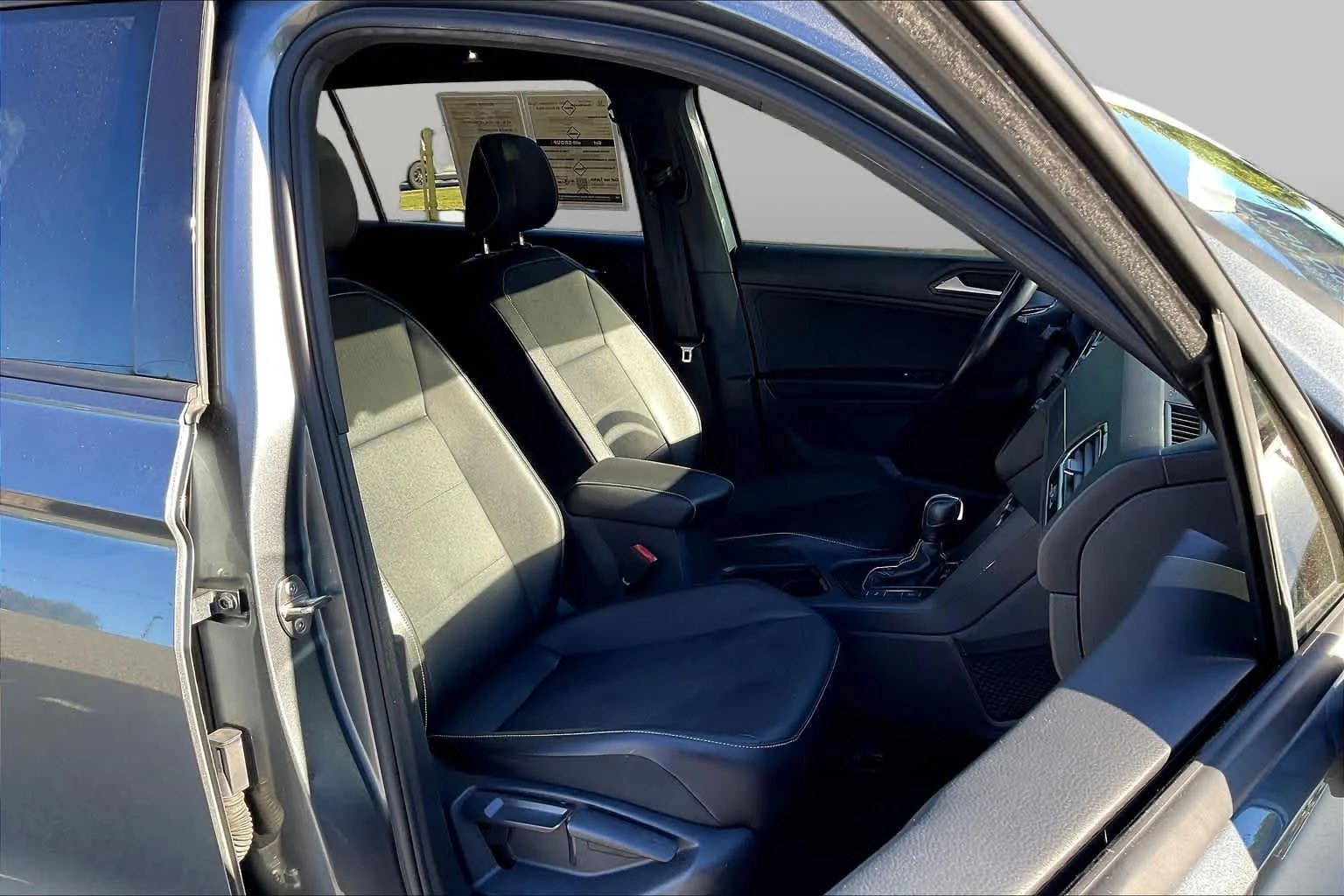 Used 2021 Platinum Gray Metallic Volkswagen SE R-Line Black image 9