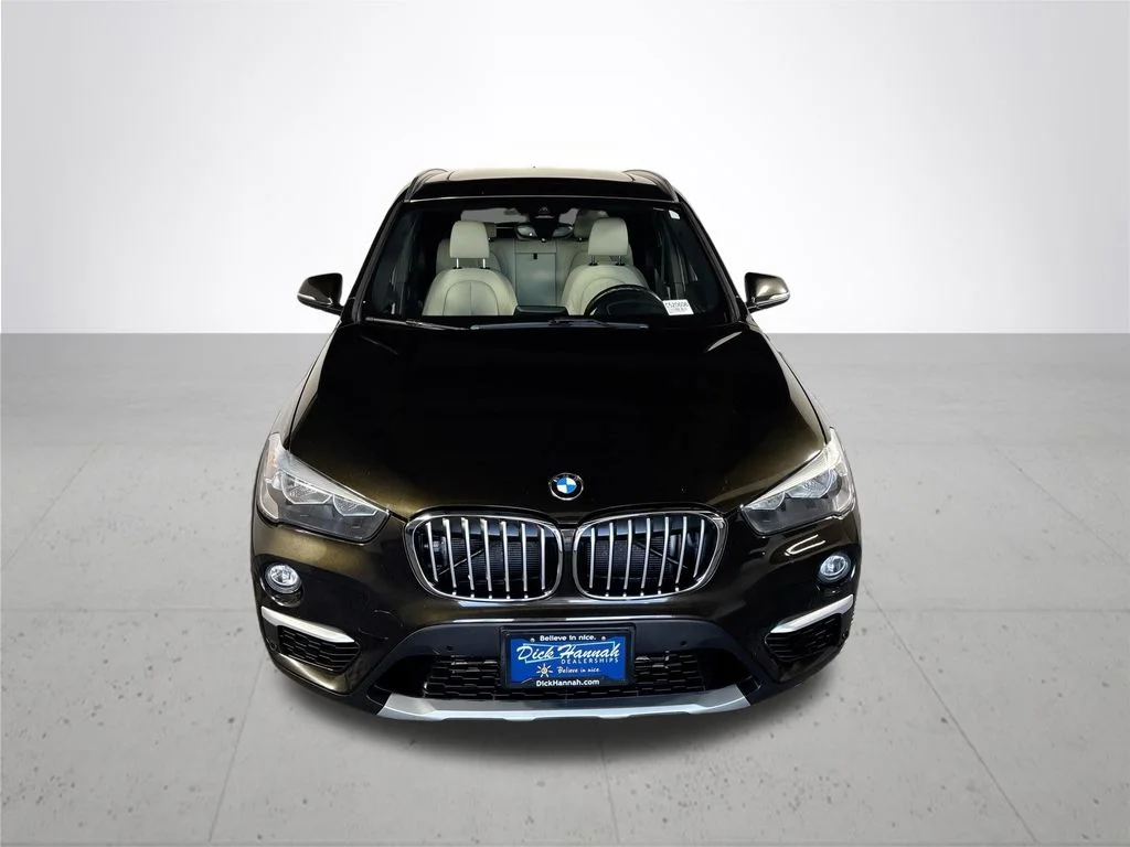 Used 2019 Green BMW xDrive28i image 3