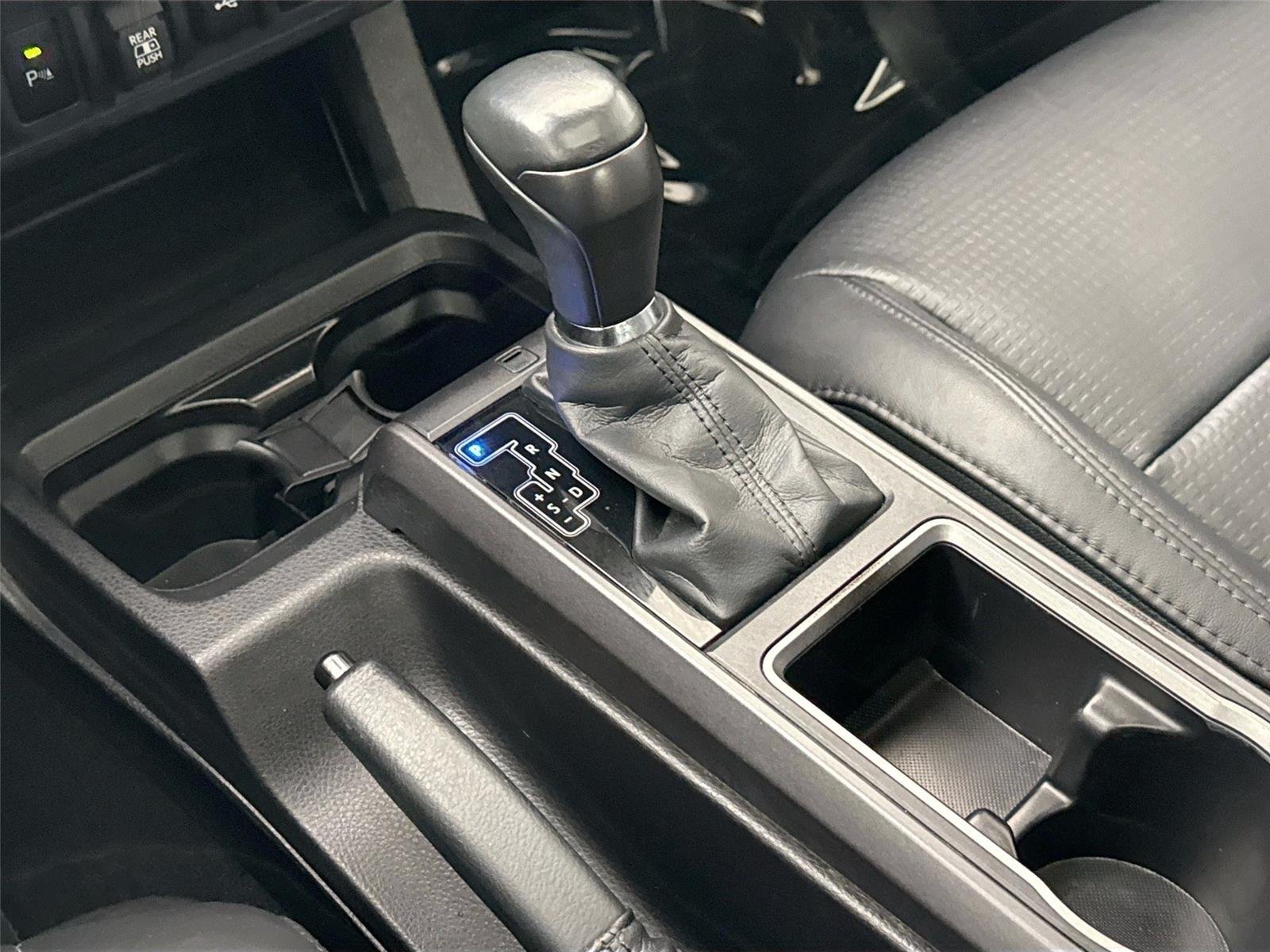 Used 2022 White Toyota TRD Off-Road image 28
