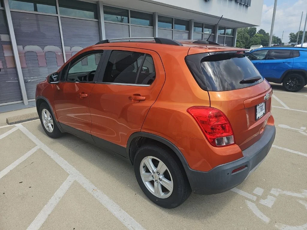 Used 2016 Orange Chevrolet LT image 5