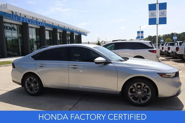 Certified Used 2024 Solar Silver Metallic Honda 1.5T EX image 28