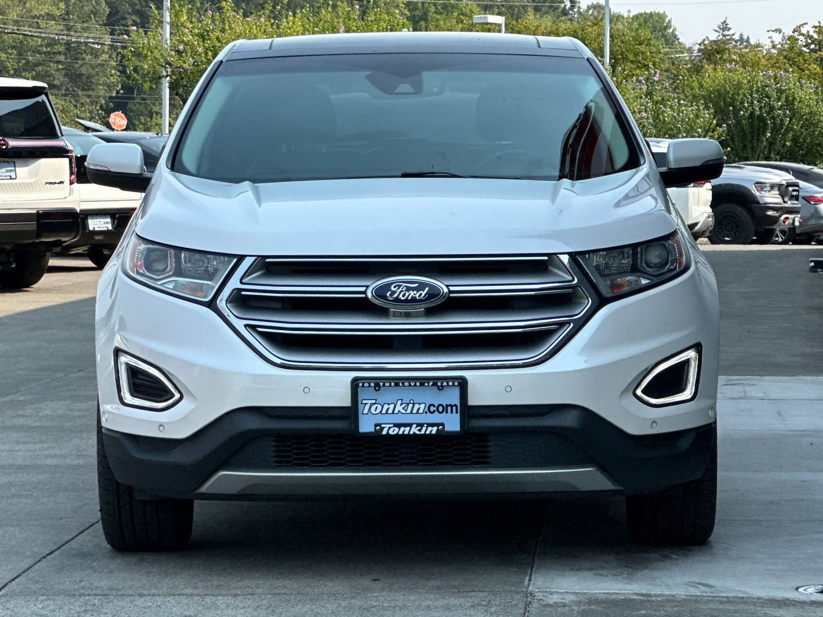 Used 2016 White Platinum Clearcoat Metallic Ford Titanium image 8