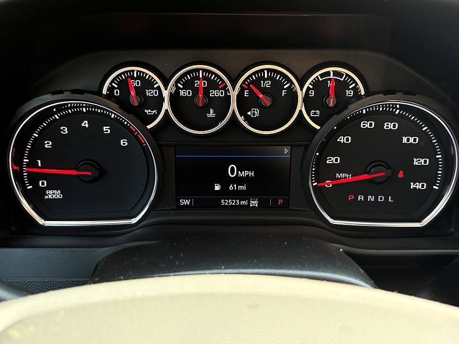 Used 2022 Silver Ice Metallic Chevrolet LT Trail Boss image 19