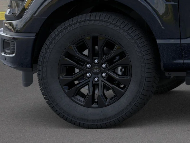 New 2026 Agate Black Metallic Ford XLT image 19