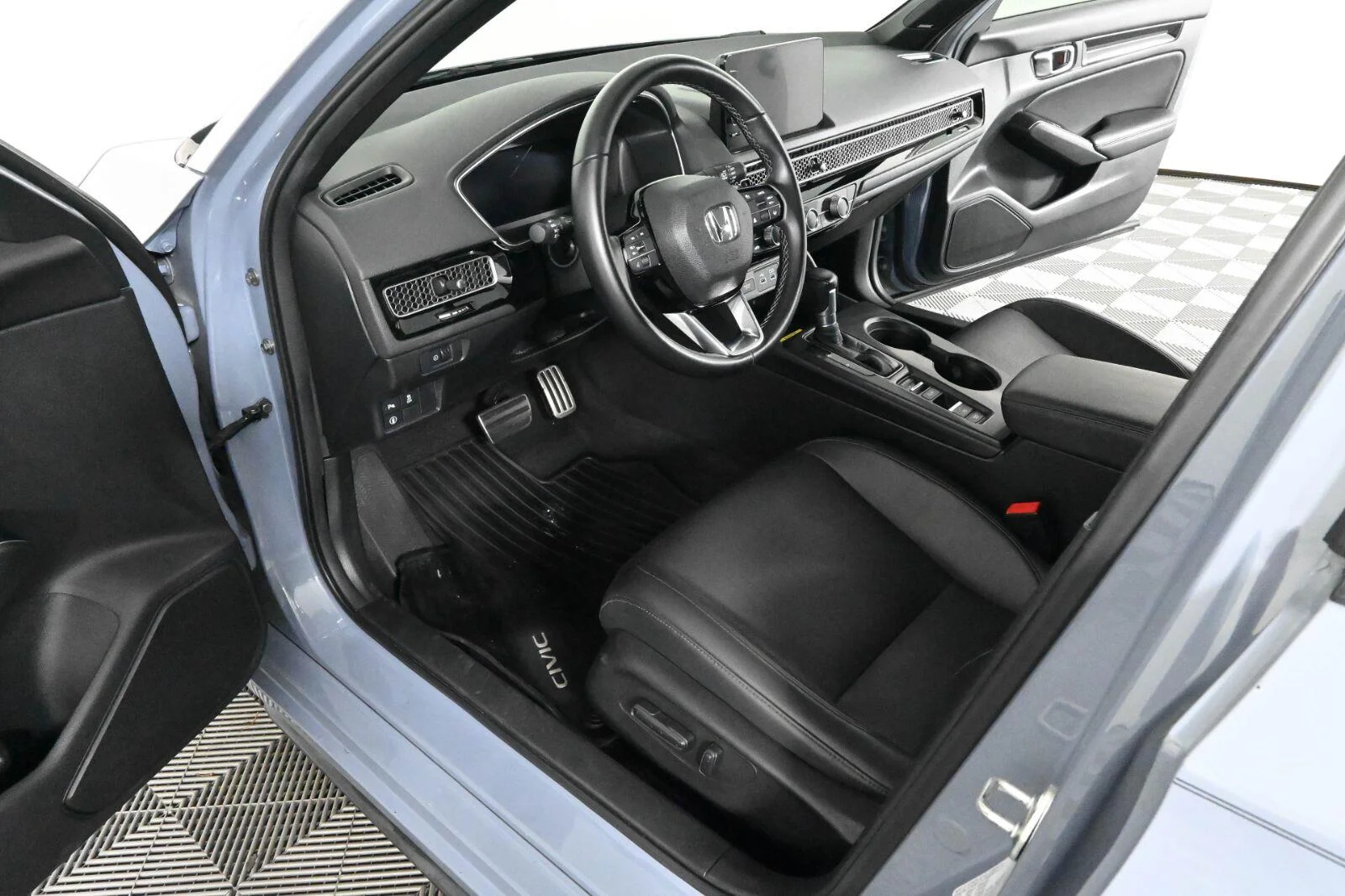 Used 2022 Sonic Gray Pearl Honda Sport Touring image 16