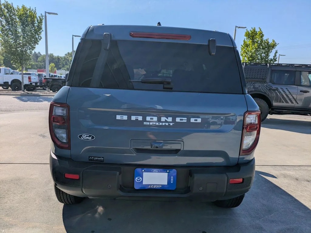 New 2026 Azure Gray Metallic Tri-Coat Ford Big Bend image 5