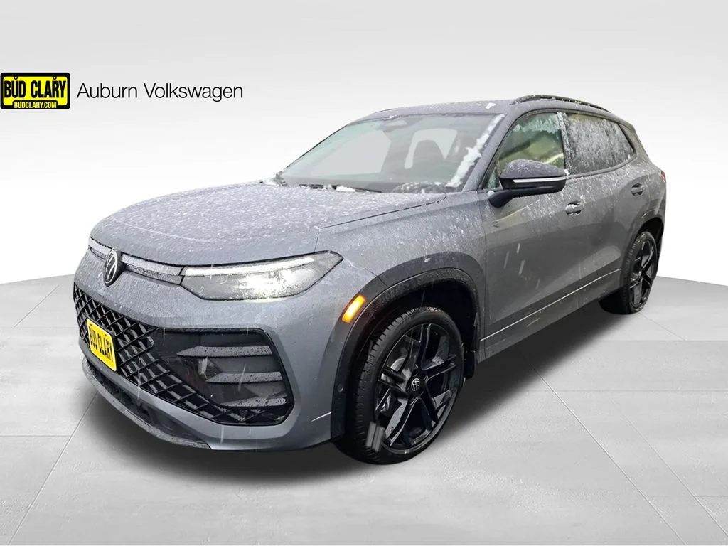 New 2026  Volkswagen 2.0T SE R-Line Black image 1
