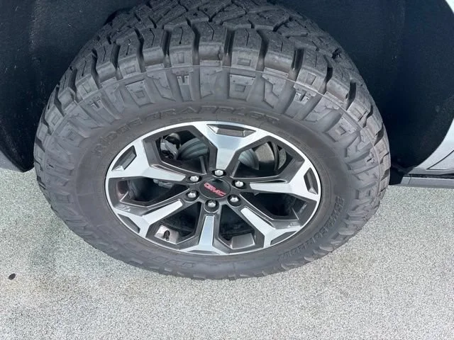 Used 2026 Sterling Metallic GMC AT4 Ultimate image 4