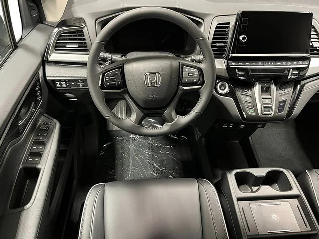 New 2026 Platinum White Pearl Honda Touring image 26