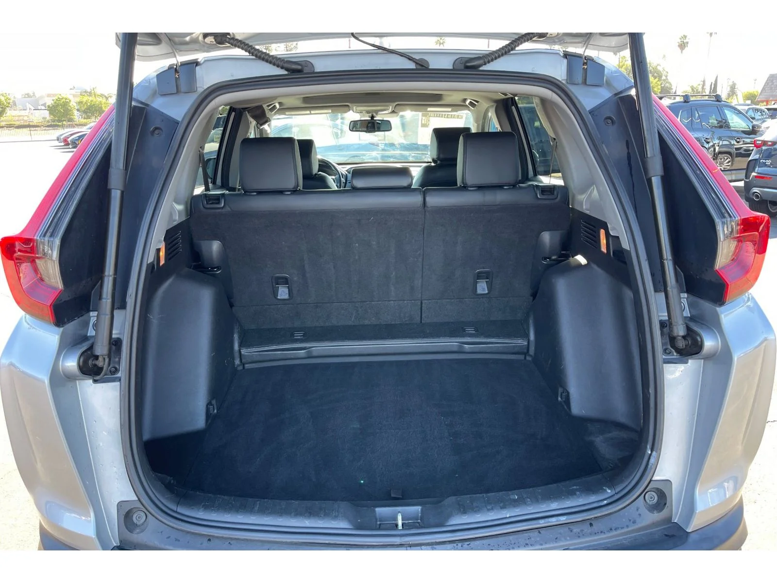Used 2020 Lunar Silver Metallic Honda EX-L image 17