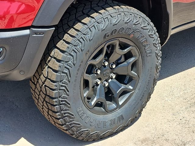 New 2026 Molten Red Pearl-Coat Exterior Paint RAM RHO image 4