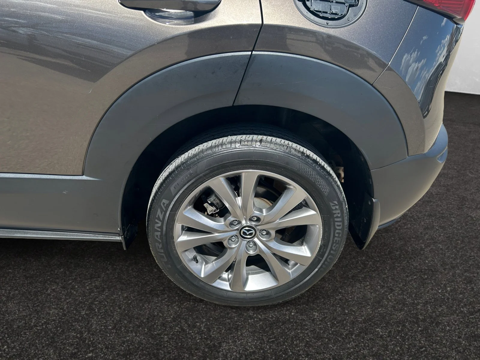 Used 2021 Gray Mazda GS AWD image 9