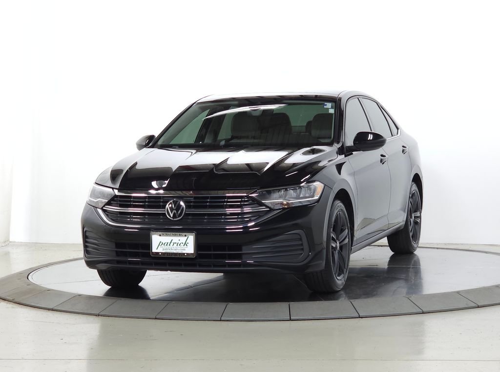 Used 2023 Deep Black Pearl Volkswagen 1.5T SE image 4