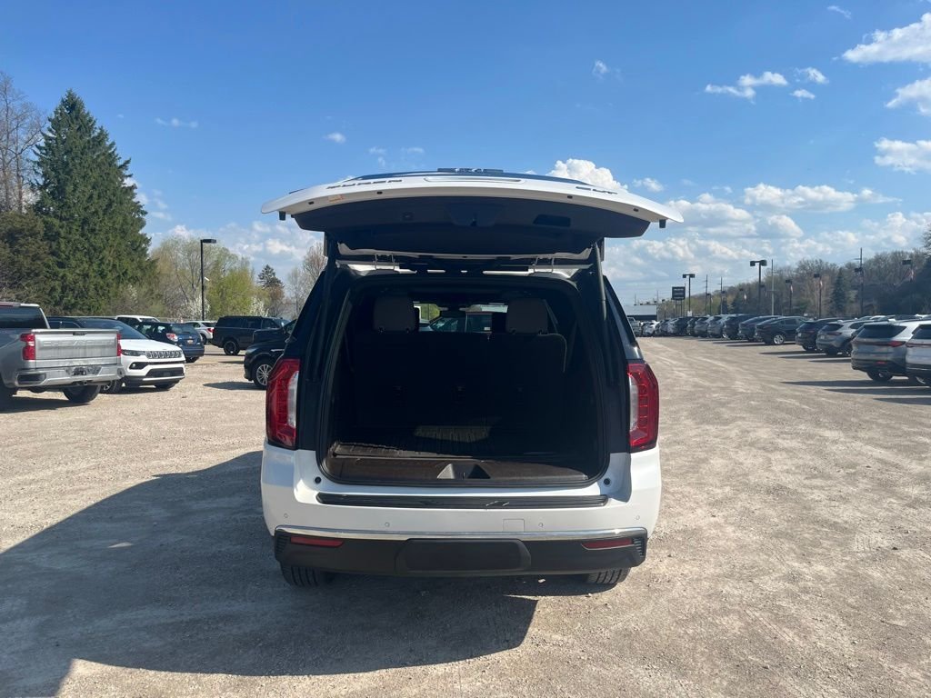 Used 2021 White Frost GMC SLT image 12
