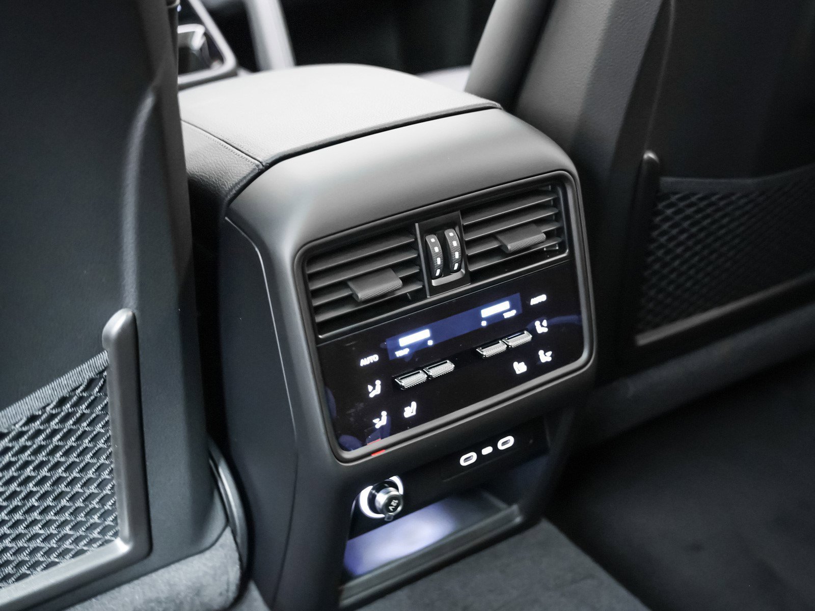 2026 Porsche Cayenne Coup E-Hybrid - Photo 25