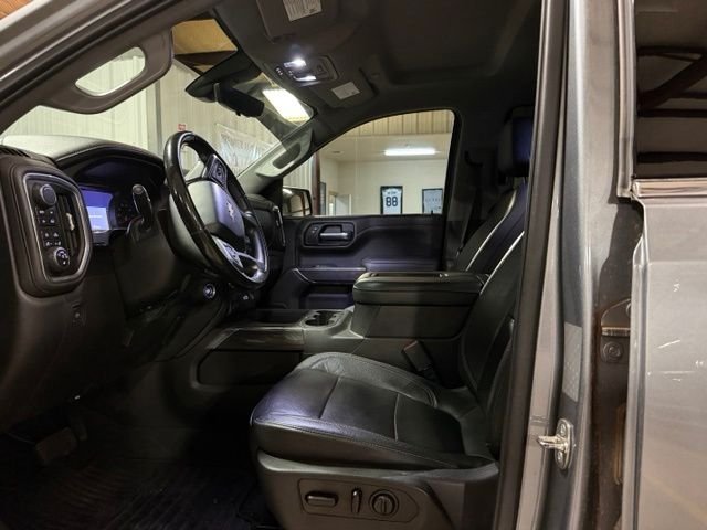 Used 2019 Gray Chevrolet LTZ image 9