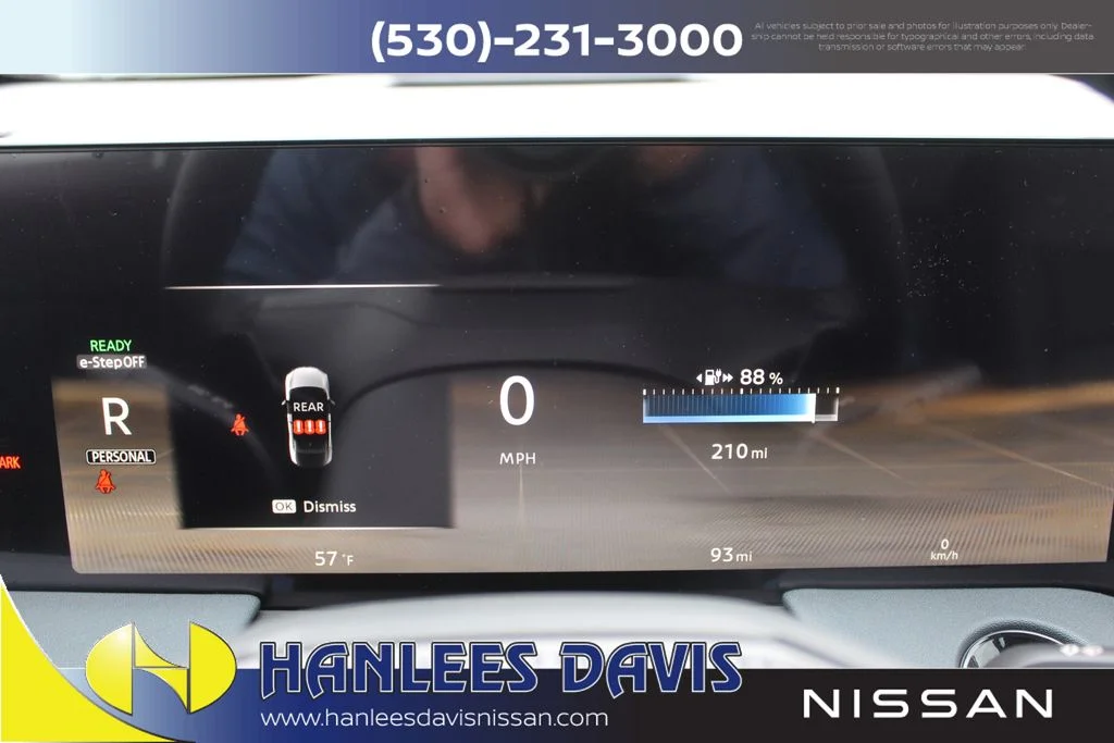 New 2026 White Nissan PLATINUM+ image 31