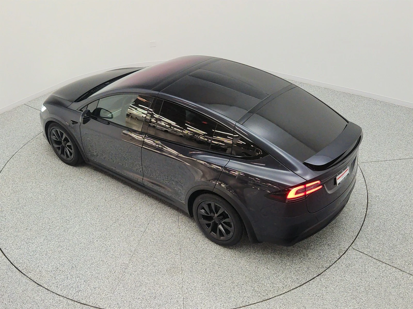 Used 2024 Stealth Grey Tesla AWD image 28