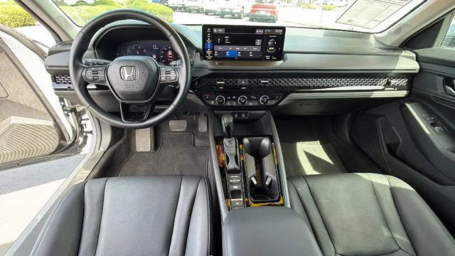 2024 Honda Accord Hybrid EX-L - Photo 18