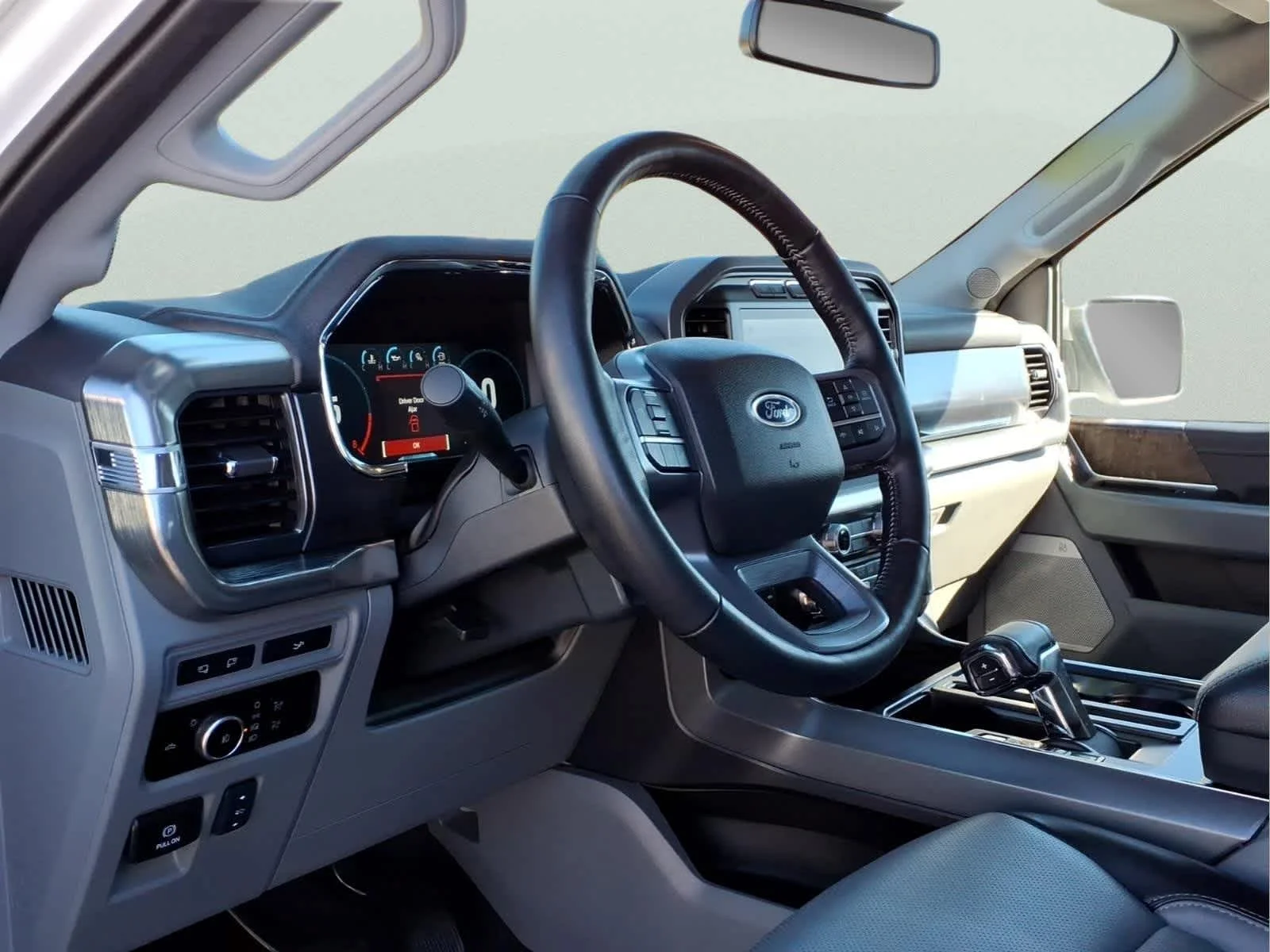 Used 2023 Oxford White Ford LARIAT image 14