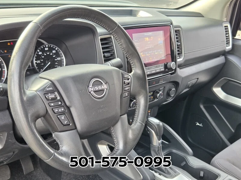 Used 2023 Green Metallic NISSAN CREW CAB 4X2 SV AUTO LONG BED image 11