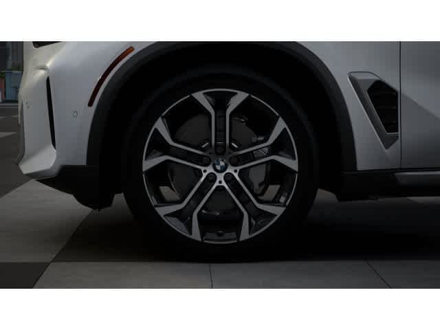 New 2026 Mineral White Metallic BMW sDrive40i image 7
