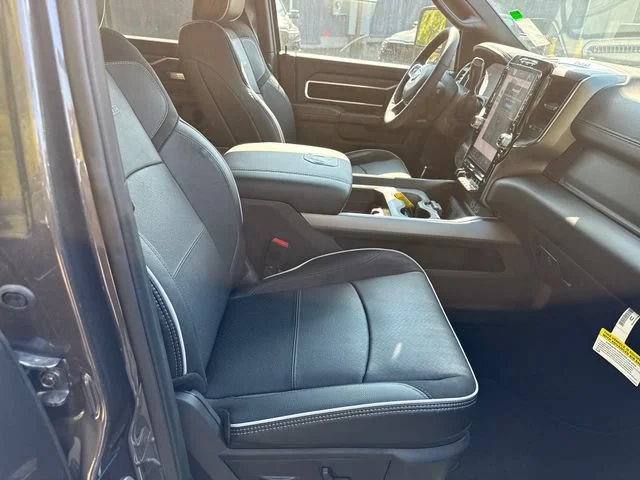 2026 RAM 2500 Laramie - Photo 9