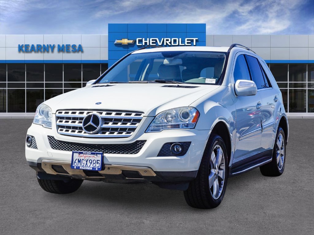 Used 2010 Arctic White Mercedes-Benz ML 350 image 3