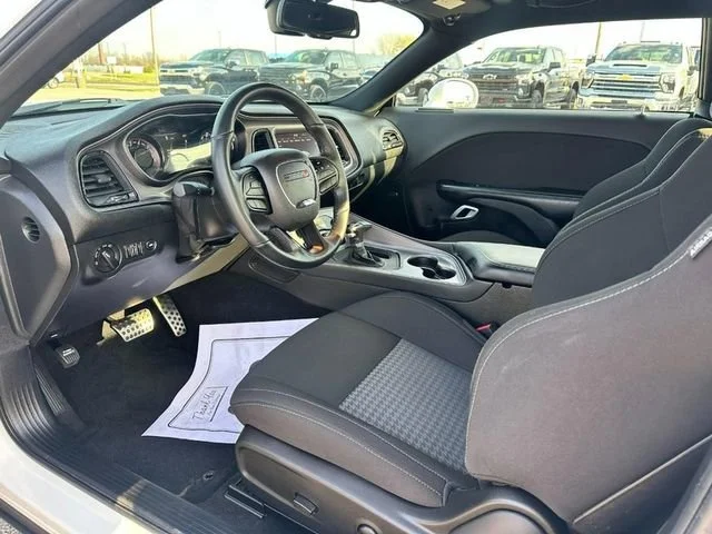 2023 Dodge Challenger R/T - Photo 11