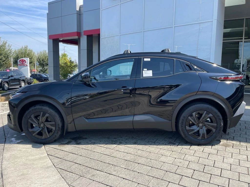 New 2026 Midnight Black Metallic Toyota SE image 2