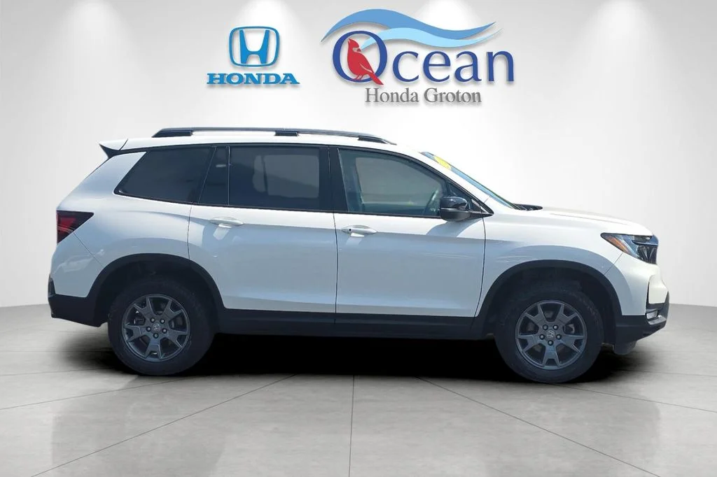 Used 2024  Honda TrailSport image 2