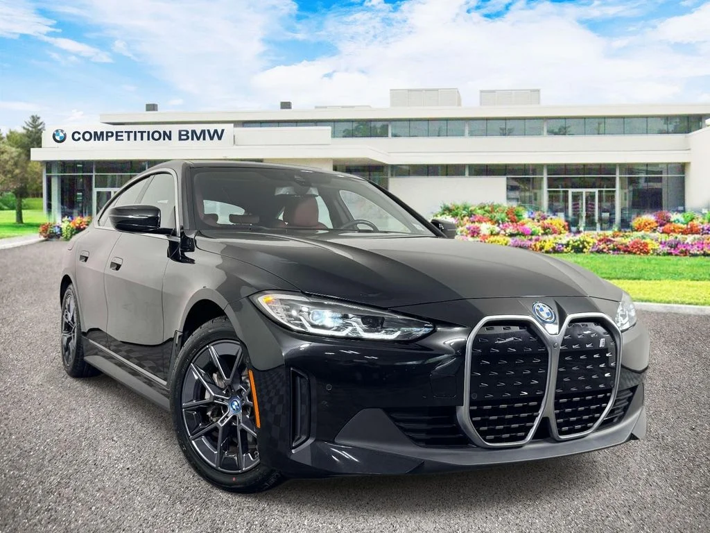 2023 BMW i4 eDrive40's photo